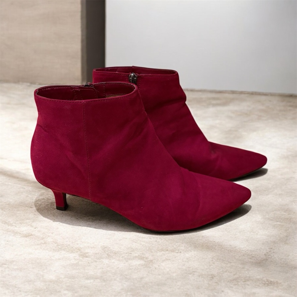 Elegant Burgundy Ankle Boots